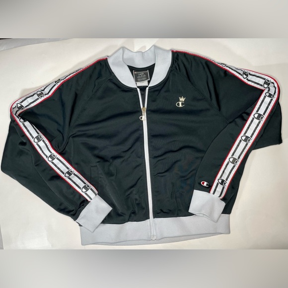 Champion Retro Track Jacket - Picture 4 of 9